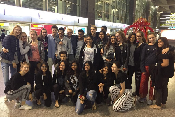 Gruppenphoto Flughafen