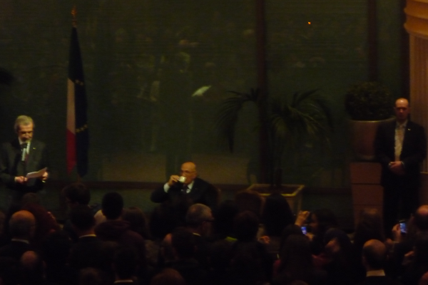 Il presidente beve cafffee